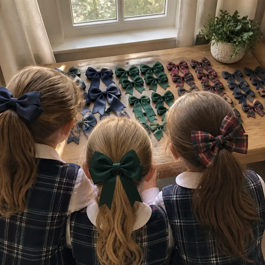 School colour bows